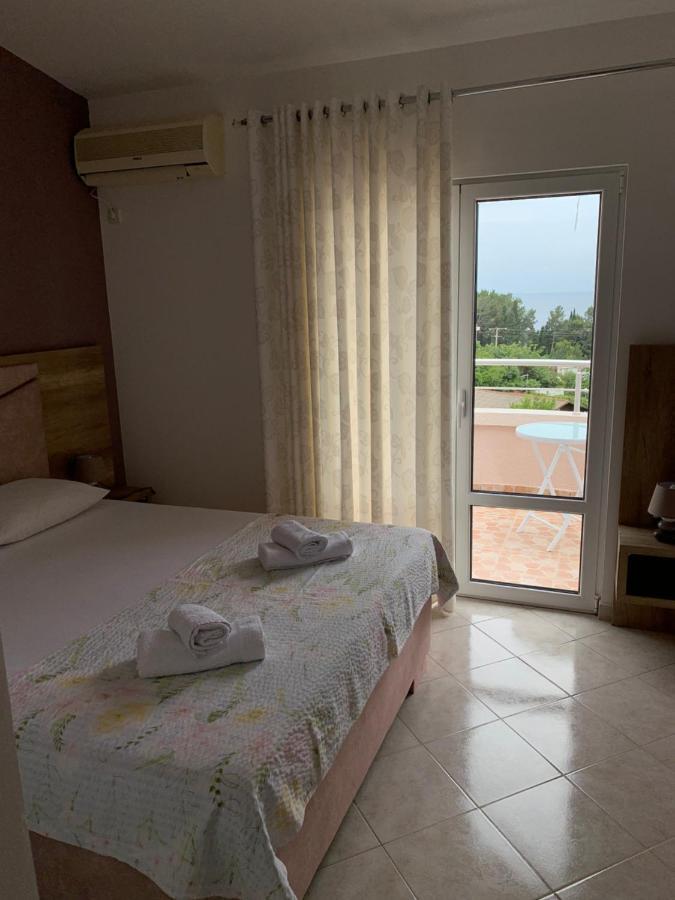 Apartments Adrian Ulcinj Buitenkant foto