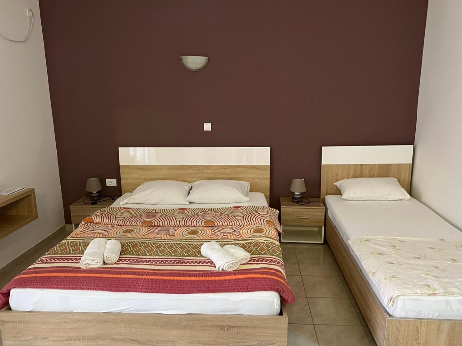 Apartments Adrian Ulcinj Buitenkant foto